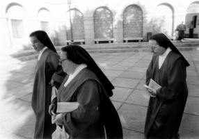 nuns-on-the-run-Avila_019